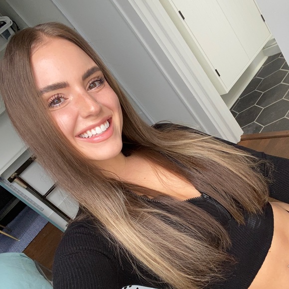 Profile Picture of Kendra Saba (@kendrasaba) on Poshmark