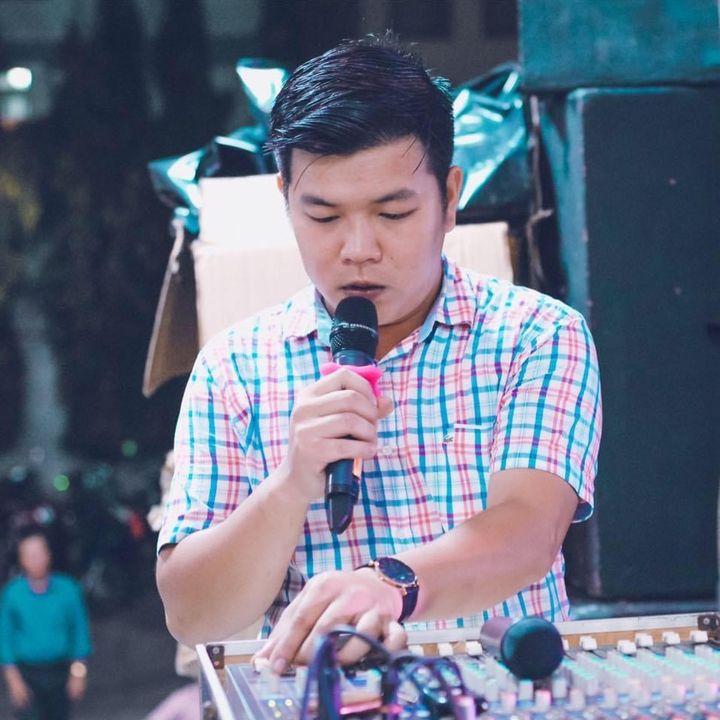 Profile Picture of Robert Nguyen (@robertnguyen25) on Tiktok