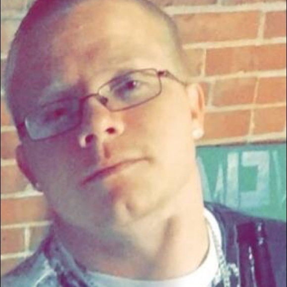 Profile Picture of Gregory Weisbrodt (@gators3413) on Poshmark