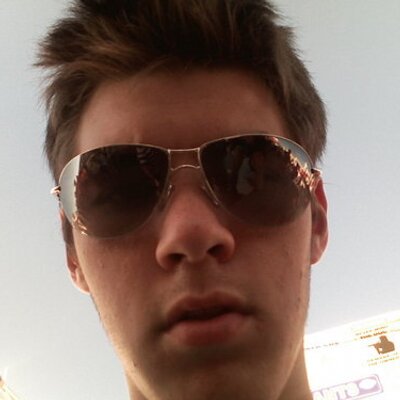 Profile Picture of Larry Padron (@ProDizZL) on Twitter