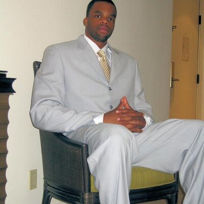 Profile Picture of Shelden Williams (@SheldenWilliams) on Twitter