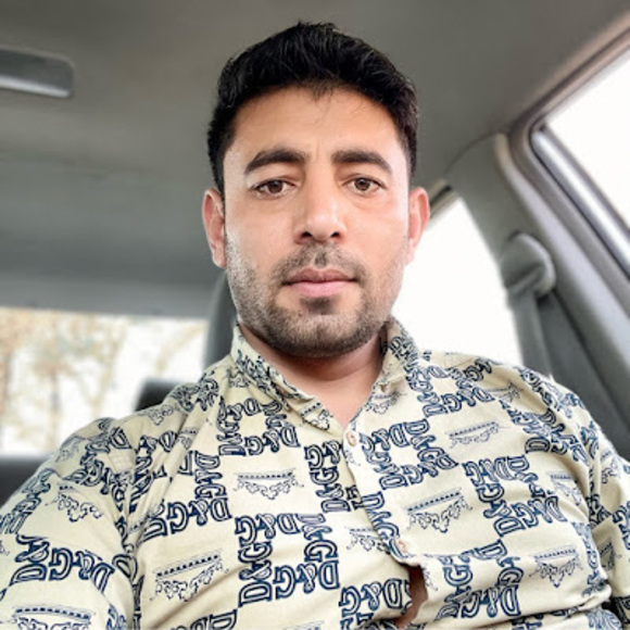 Profile Picture of Faiq Kohistani (@faiqkohistani) on Poshmark