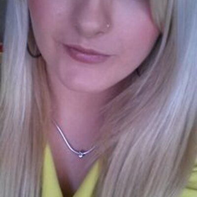 Profile Picture of Rebecca O Halloran (@Rebecca__95) on Twitter