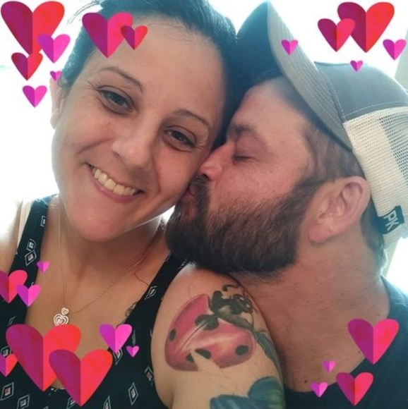 Profile Picture of Amber Blake (@amberglisson83) on Poshmark