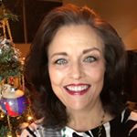 Profile Picture of Joan Porter (@cat_eye_grl) on Instagram