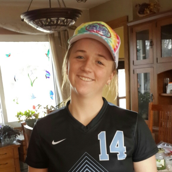 Profile Picture of Ashton Brodahl (@ashbrod) on Poshmark