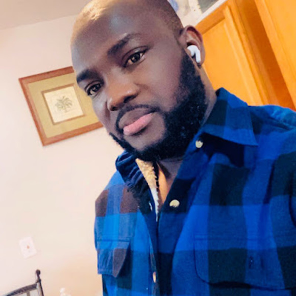 Profile Picture of Wendy Joseph dicarlo (@josephwendy88) on Poshmark