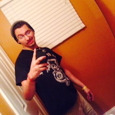 Profile Picture of Rusty Hopkins (@Roach7890) on Twitter