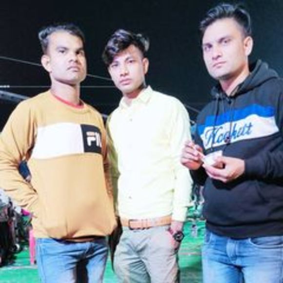 Profile Picture of Irfan Irfan mansoori (@irfani) on Poshmark