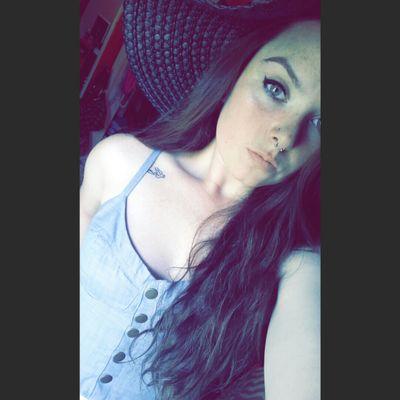 Profile Picture of Megan Marcum (@trillamegzilla) on Twitter