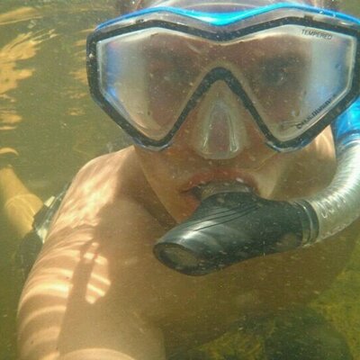 Profile Picture of The Andrew Baker (@El_Sputnik_Ador) on Twitter