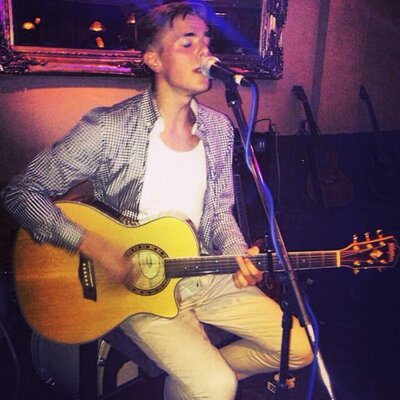 Profile Picture of Luke Godfrey (@lukegodfrey91) on Twitter