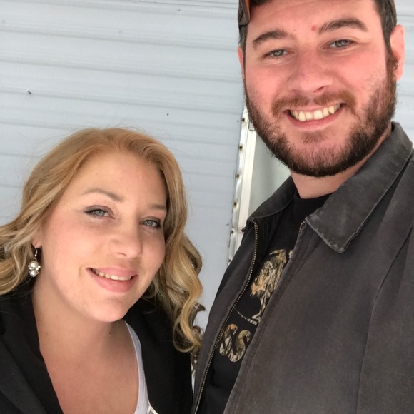 Profile Picture of Pamela Thacker (@pamelathacker) on Poshmark