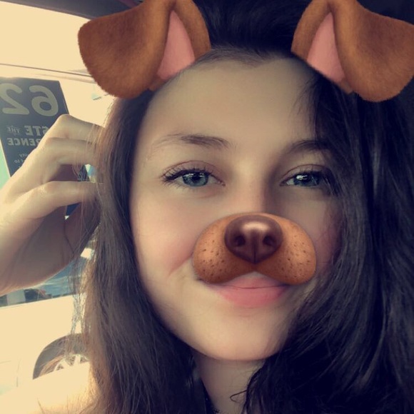 Profile Picture of Abby Fuchs (@abbyfuchs) on Poshmark