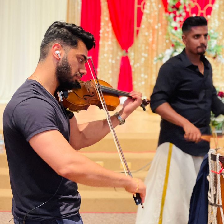 Profile Picture of alviOLIn (@alviolin93) on Tiktok