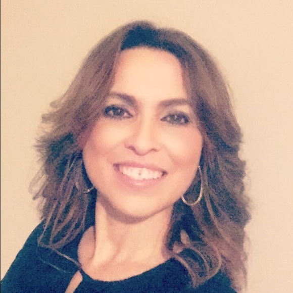 Profile Picture of Ibis e Rodriguez (@bibimelodie25) on Poshmark