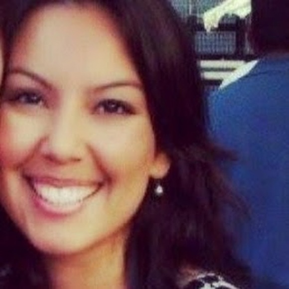 Profile Picture of Mariana Zamboni (@nena419) on Poshmark