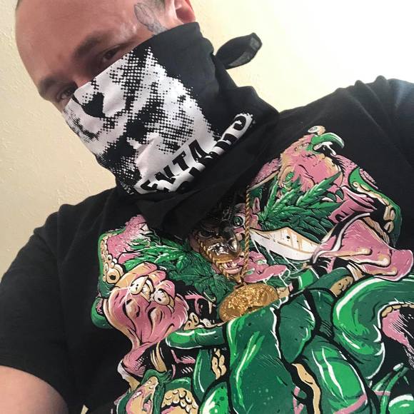 Bobby Waters - Poshmark Profile Picture of Bobby Waters (@bobbywaters345) on Poshmark