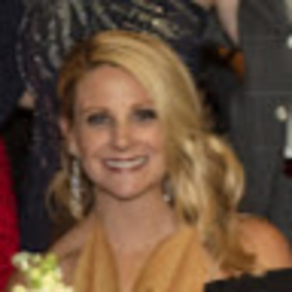 Profile Picture of Emily Linenberger (@emlinenberger) on Poshmark