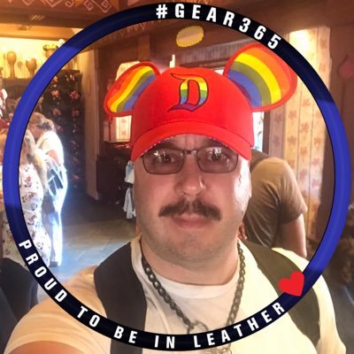 Profile Picture of Pup Hacker (@Robert_Litwin) on Twitter