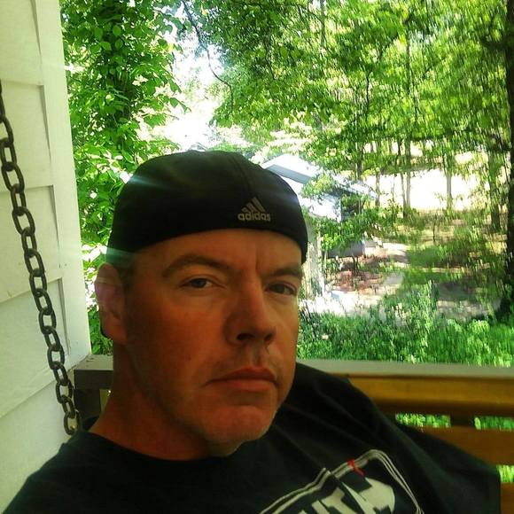 Profile Picture of James Crockett (@jamescrockett73) on Poshmark