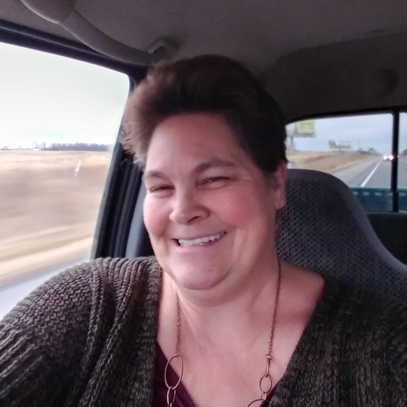 Profile Picture of Debra j Wilhelm (@debnov231965) on Poshmark