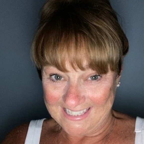 Profile Picture of Donna Bigelow-sergi (@rdsergi) on Poshmark