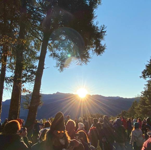 Profile Picture of Ivy So (@ivy_so) on Poshmark