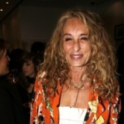 Profile Picture of Anne Dexter-Jones (@AnneDexterJones) on Twitter