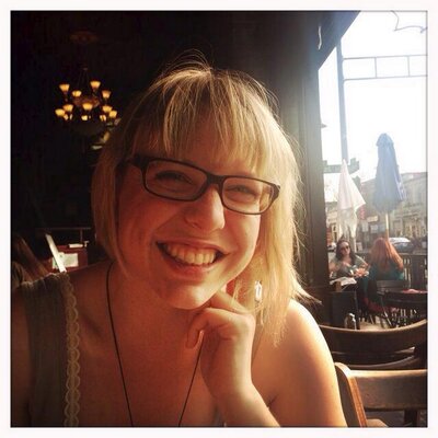 Profile Picture of Jenny PItchford (@utterbooknerd) on Twitter