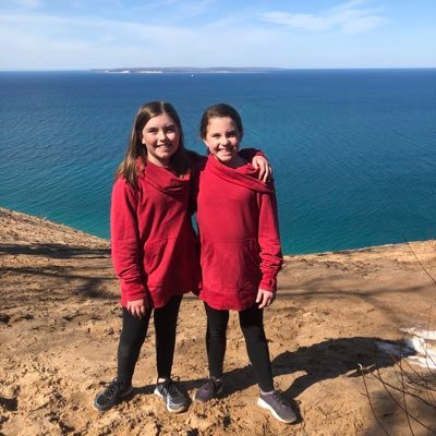 Profile Picture of Julia Bloxsom Phelps (@bloxsom_phelps) on Twitter