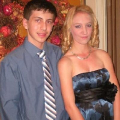 Profile Picture of SarahBeth Clapp (@SarahBethClapp) on Twitter