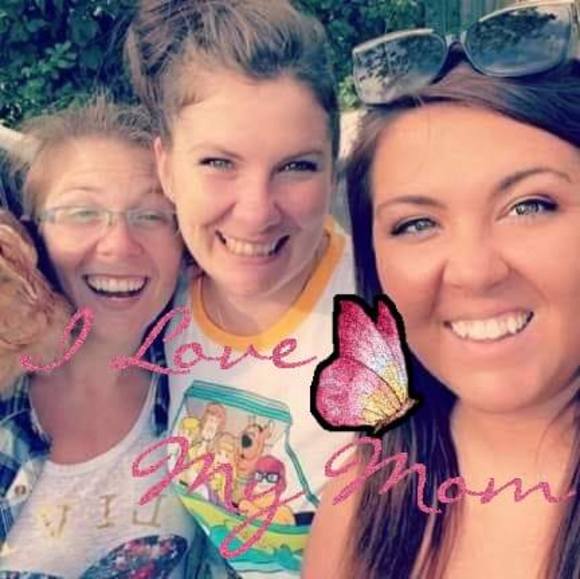 Profile Picture of Monica Dailey (@monicadailey) on Poshmark