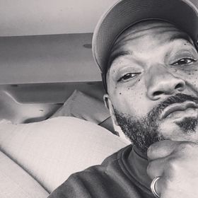 Profile Picture of Eric the Vintage Hunter (@ericthevintagehunter) on Pinterest