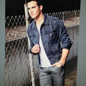 Profile Picture of Ally Maslow (@@KimRusher01) on Twitter