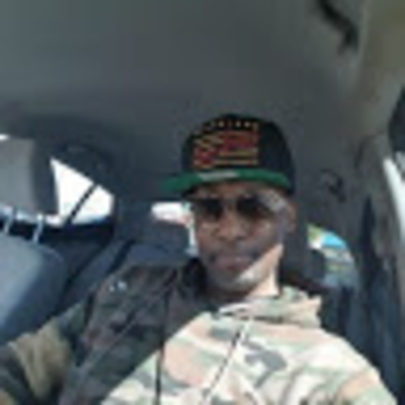 Profile Picture of Wesley Stephens (@bigwess_69) on Poshmark