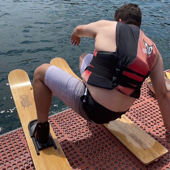 Profile Picture of Jonah Koepke (@jonahk664) on Poshmark