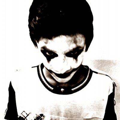 Profile Picture of ★ ★ Robin Louis ★ ★ (@_MrAwsome_) on Twitter