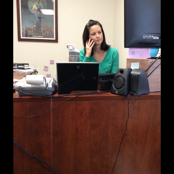 Profile Picture of Audra Hooten (@audisf) on Poshmark