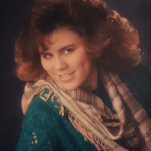 Profile Picture of Paula Krueger (@armyfawife) on Poshmark