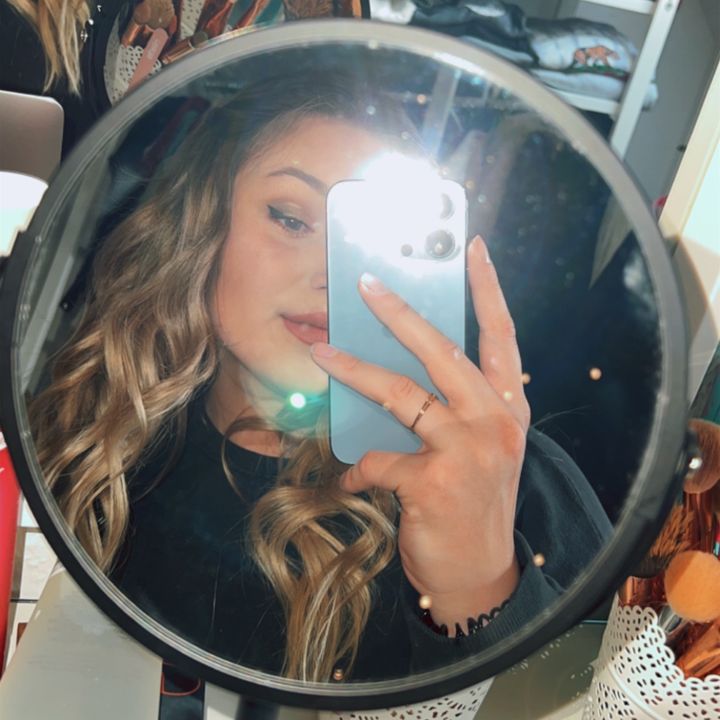 Profile Picture of L I S A ☀️ (@lisamchen00) on Tiktok