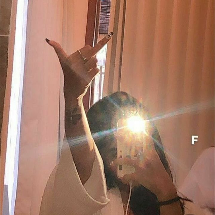 Profile Picture of estelle (@estelleellet) on Tiktok