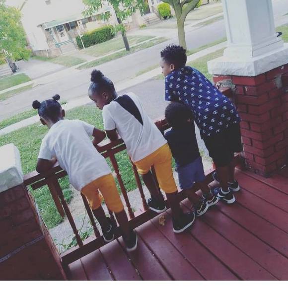 Profile Picture of Krishauna Jones (@myfamilyndi) on Poshmark