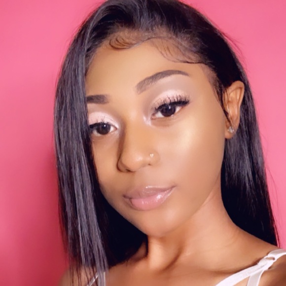 Profile Picture of Tae Bae (@tayyyy_77) on Poshmark