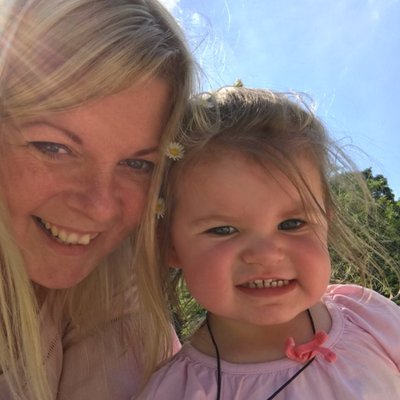 Profile Picture of Gemma Bell (@gemby1981) on Twitter