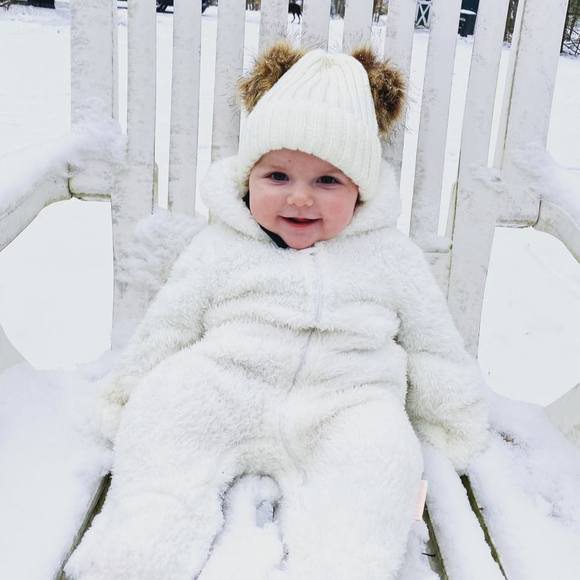 Profile Picture of Karen Ahlfeld (@kenniska191) on Poshmark