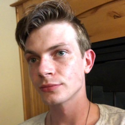 Profile Picture of Max Cole (@memeesque) on Twitter