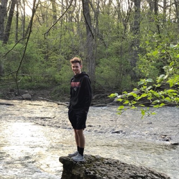 Profile Picture of Max Grant (@maxwgrant) on Poshmark