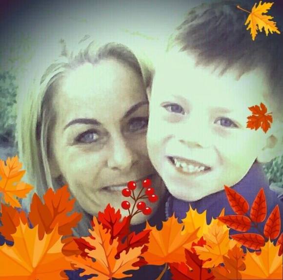 Profile Picture of Lisa Hickle (@hicklela) on Poshmark