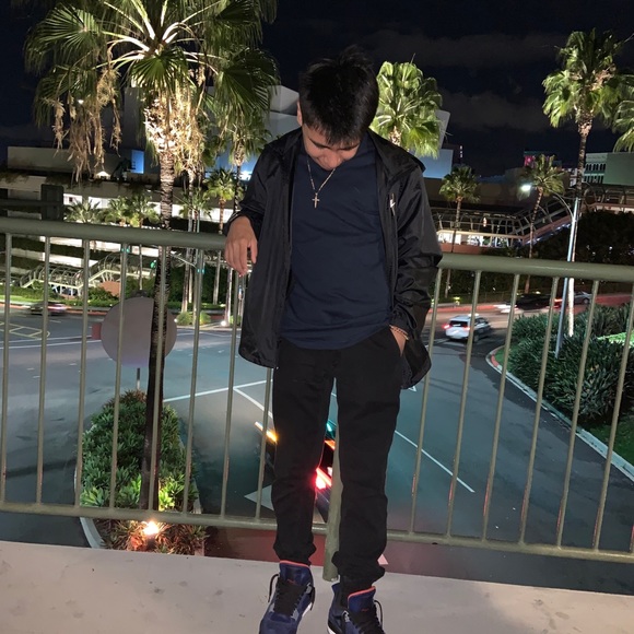 Profile Picture of Wilfrido Montalvo (@will_mon21) on Poshmark